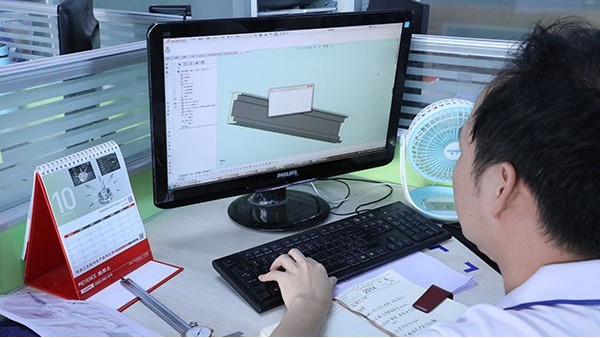 東莞全自動(dòng)點(diǎn)膠機(jī)