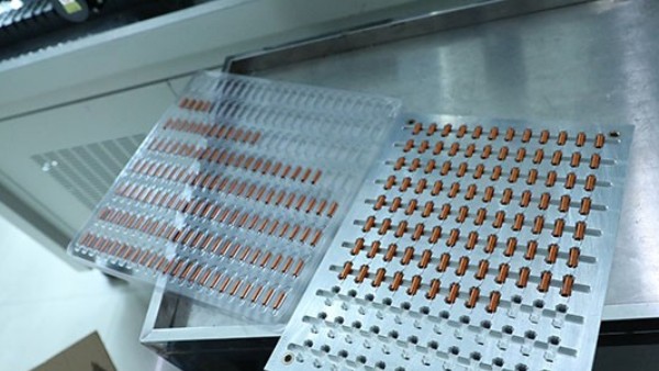 深圳三軸點膠機廠家如何做好生產(chǎn)細節(jié)？