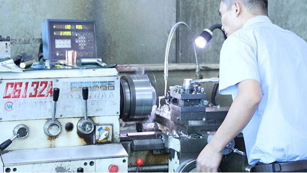 東莞自動(dòng)化點(diǎn)膠機(jī)