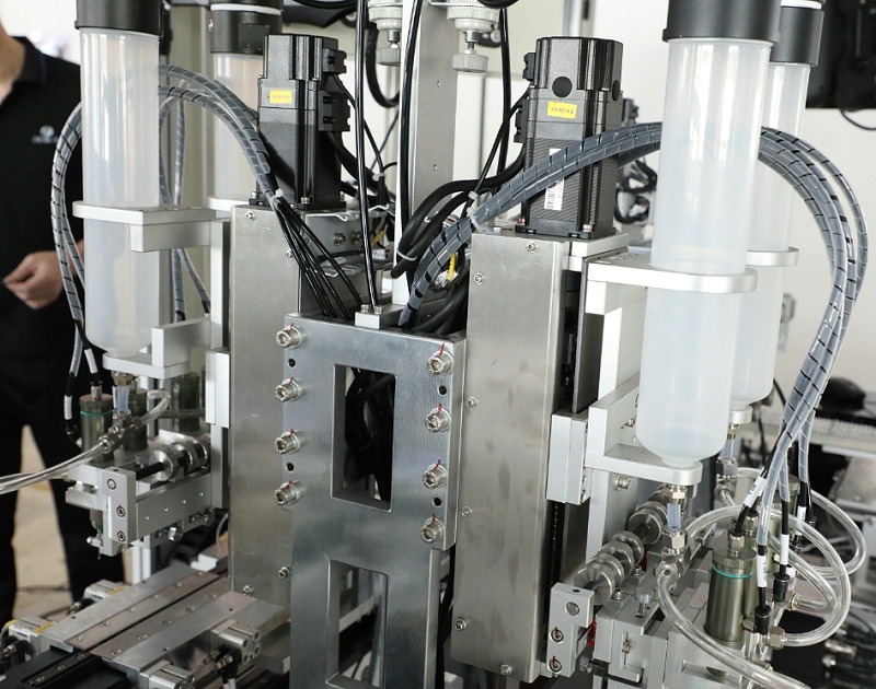 自動點膠機局部圖