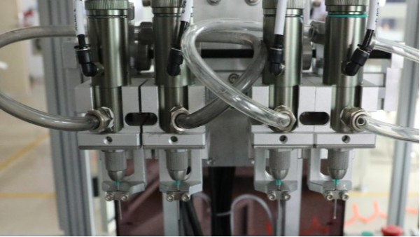 自動點(diǎn)膠機(jī)點(diǎn)膠膠閥3種常見問題