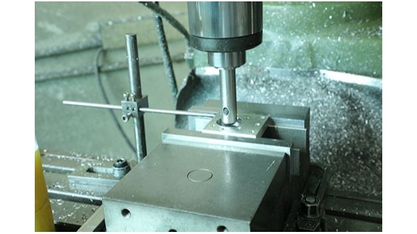 全自動點(diǎn)膠機(jī)設(shè)備