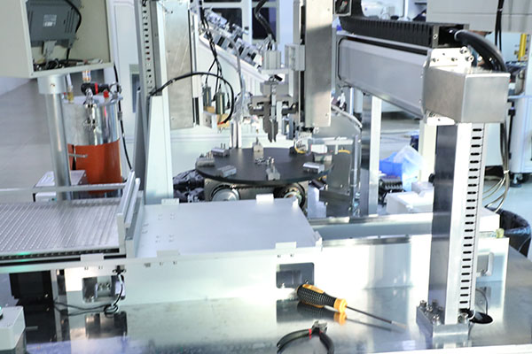 全自動點膠機廠家